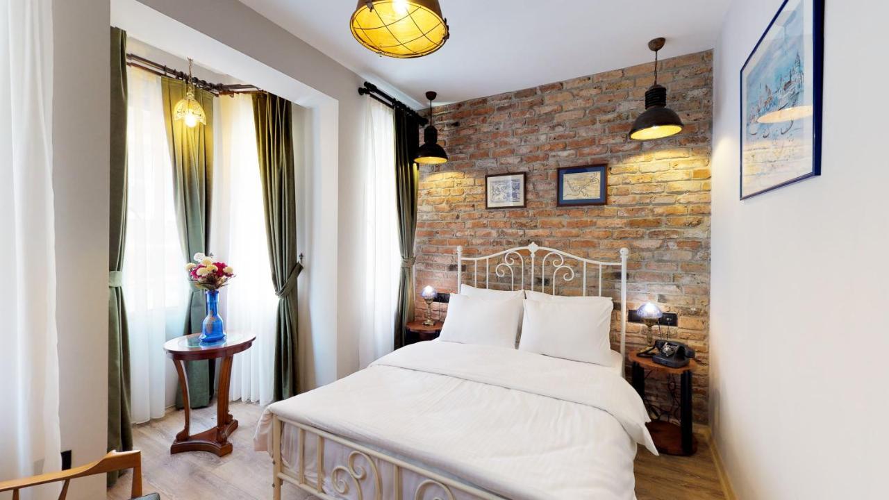 Hotel Des Arts Galata Estambul Habitación foto